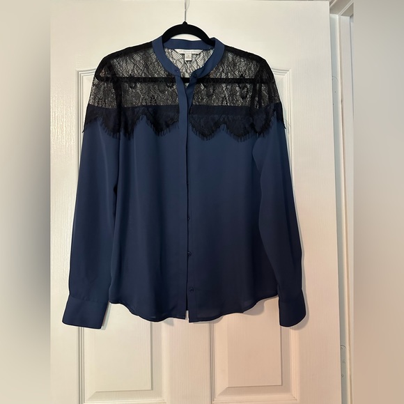 Lauren Conrad blouse - Picture 1 of 2